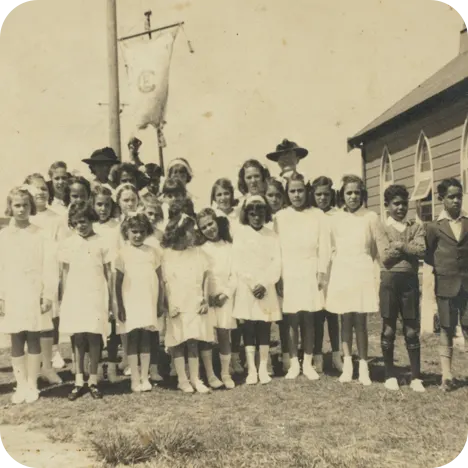 Christian Endeavourers group before leaving for Sydney Town Hall, 1961